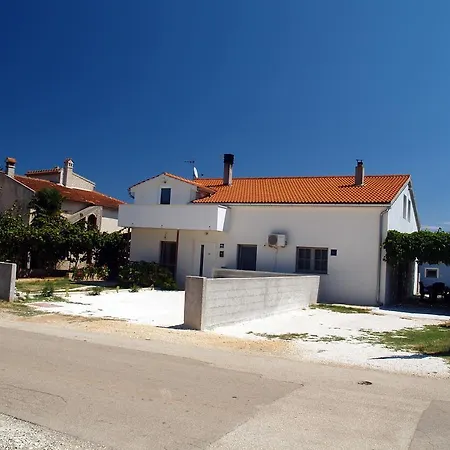 Apartman Drago *